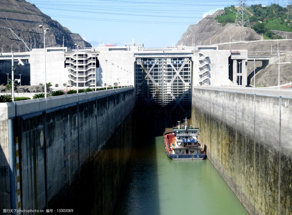 关键词:长江三峡 长江 三峡 大坝 船闸 轮船 国内旅游 旅游摄影 摄影