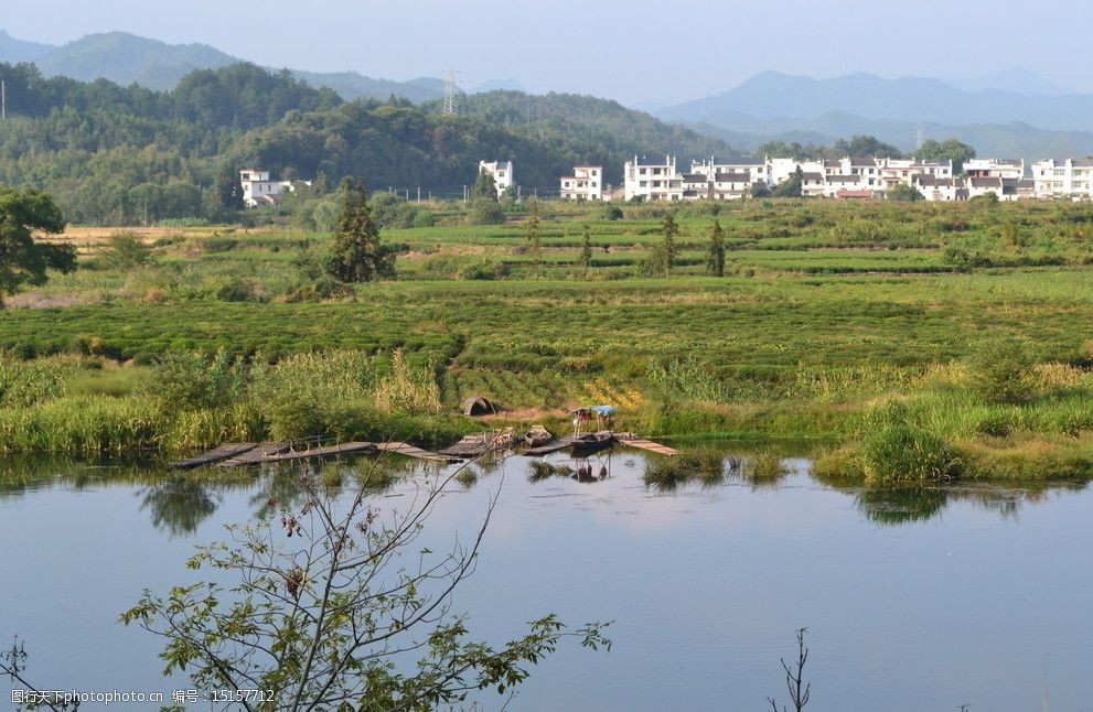 山村远景图片