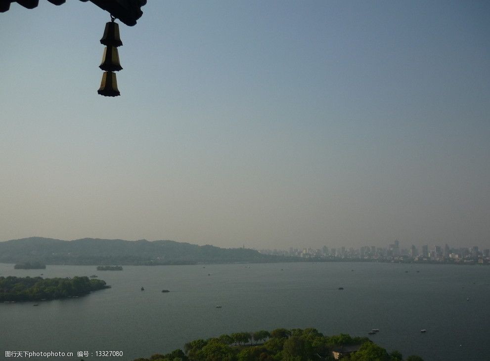 关键词:杭州西湖 雷峰塔上 杭州西湖俯视 西子湖 风铃 西湖全景 国内