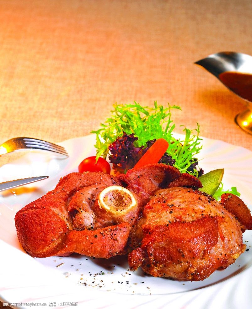 西式烧烤牛仔腿图片