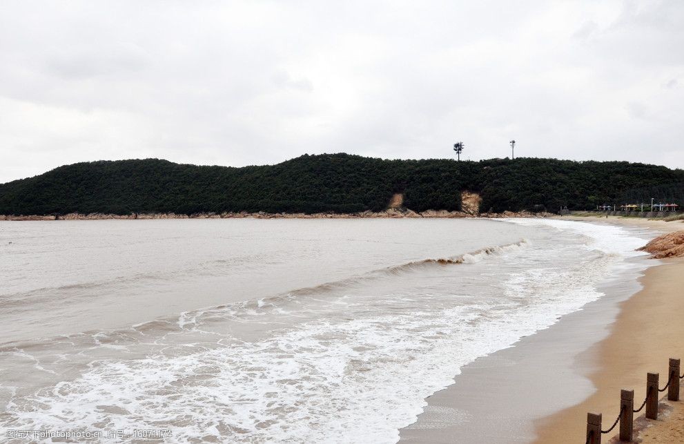 关键词:象山松兰山海滩 沙滩 大海 海水 象山景色 松兰山海滩 山水