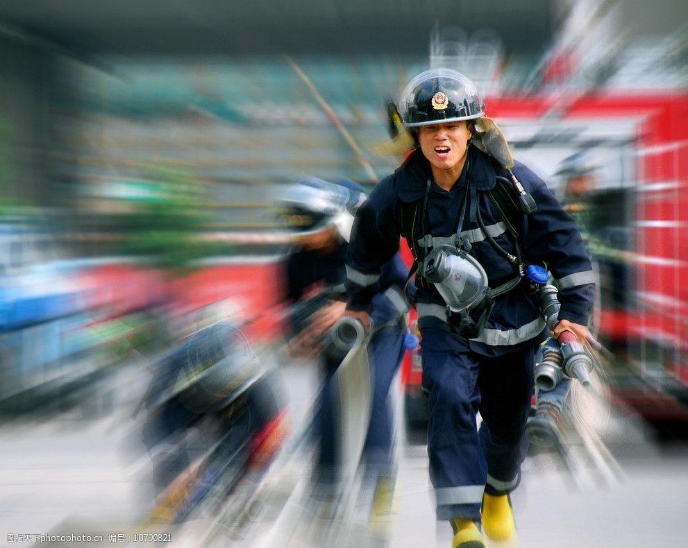 关键词:消防员 消防 奔跑 救火 急救 演练 保护      职业人物 人物