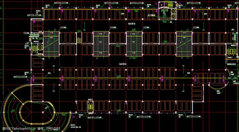 停车库五层平面图片