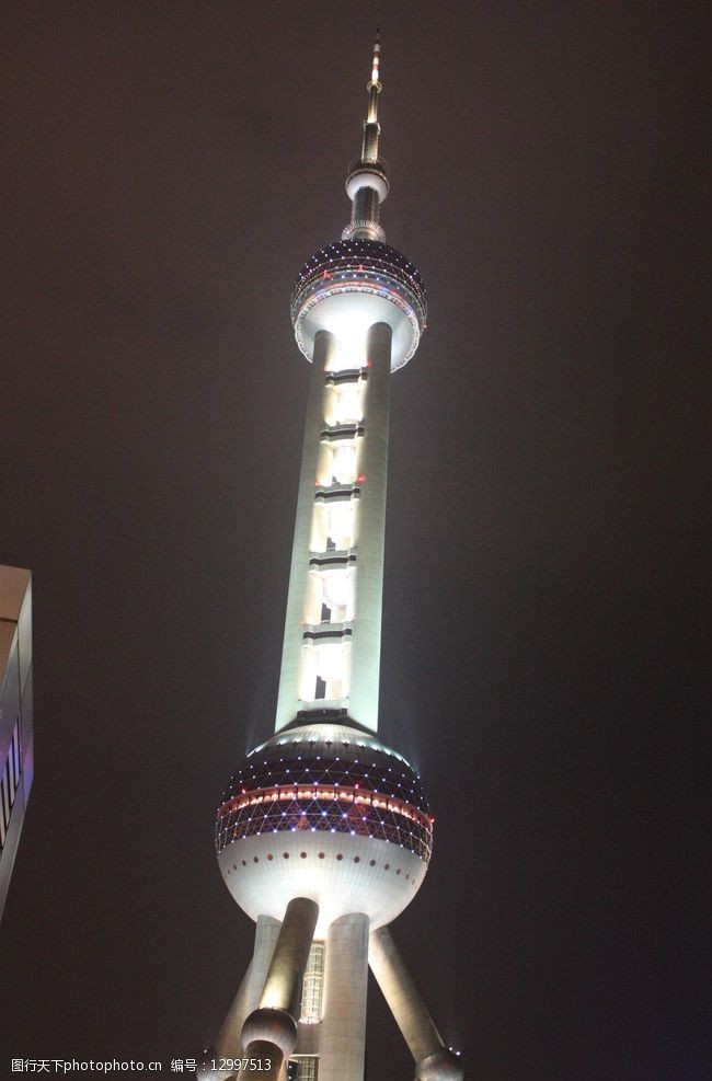 东方明珠塔图片