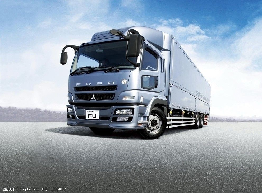 三菱厢式重卡图片