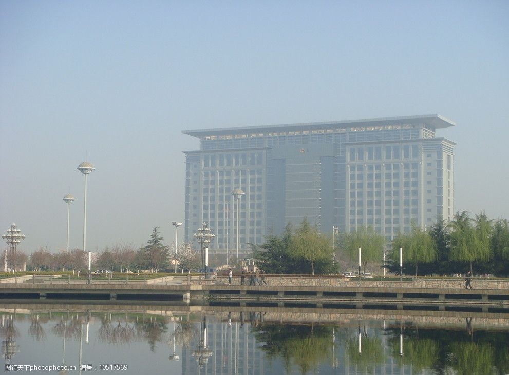 胶州人民政府大楼图片