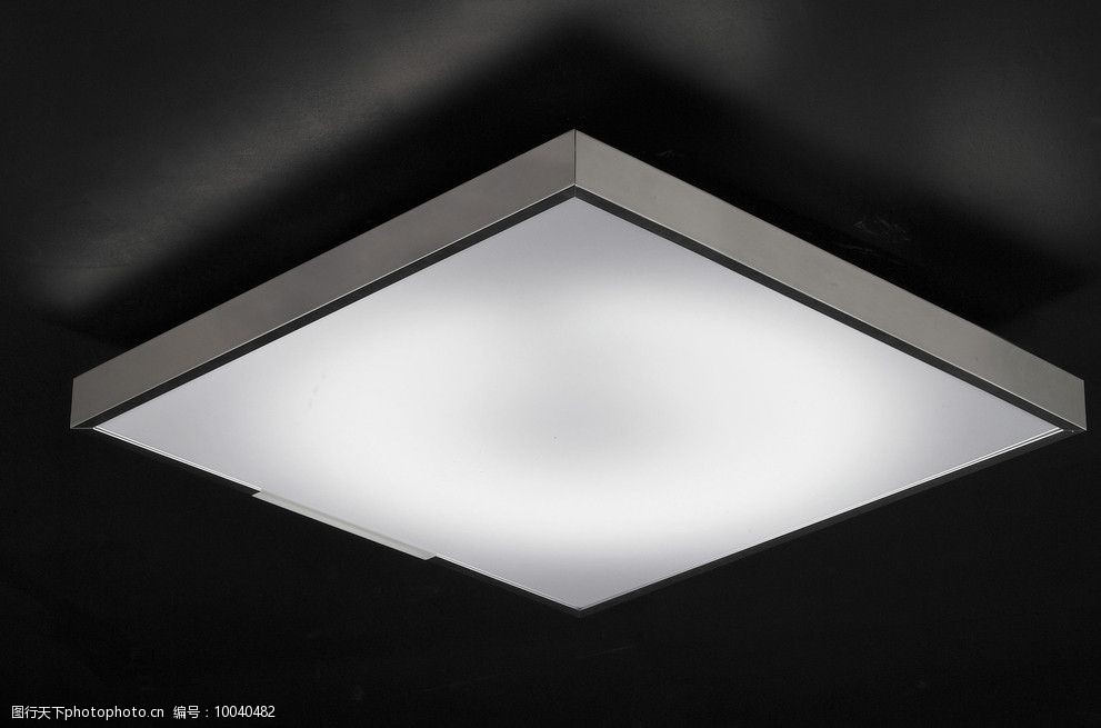 三基色四方形吸顶灯图片