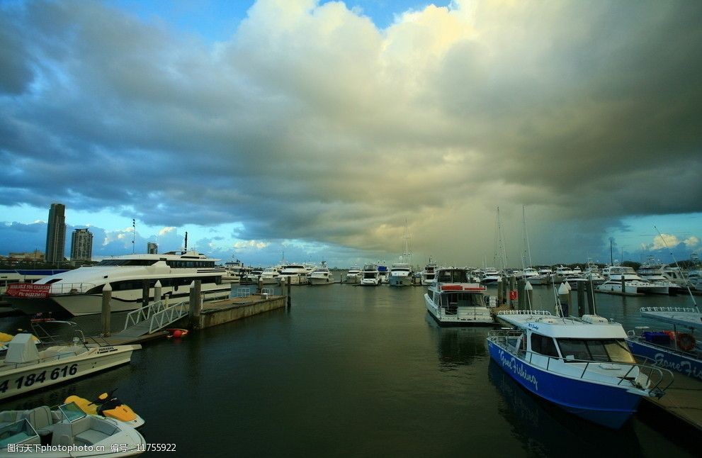 關鍵詞:沿海風光 白雲 藍天 海上風景 沿海城市 自然風光 自然風景