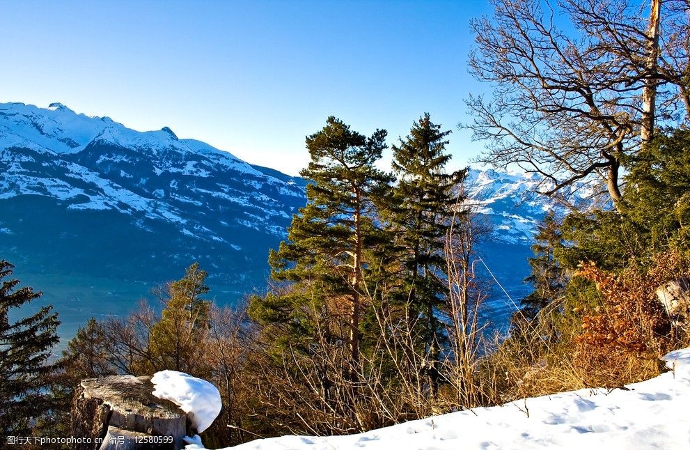 冬季雪山圖片