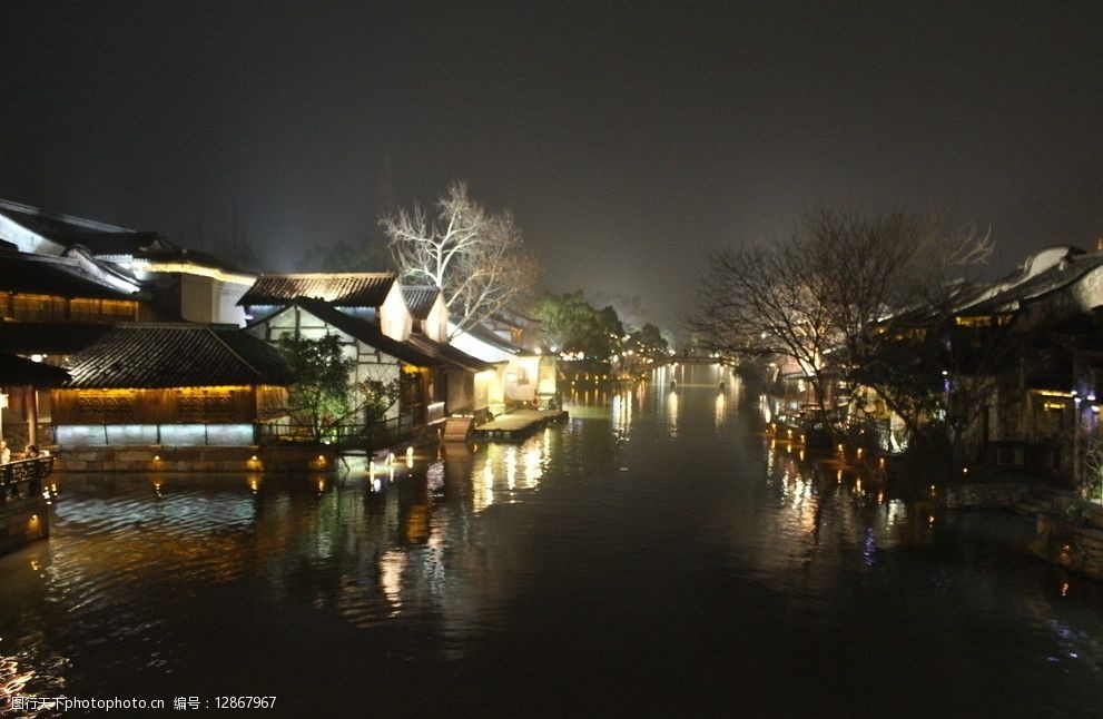 江南水鄉夜景圖片