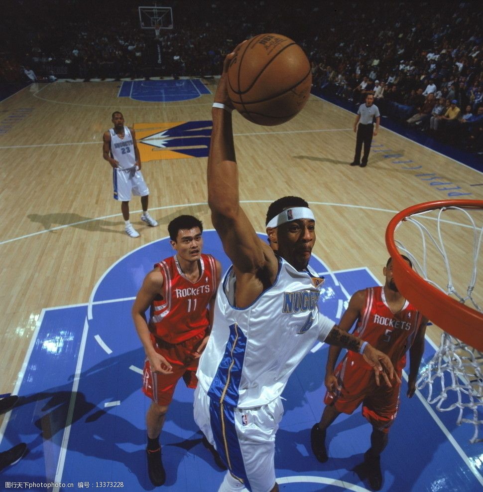 肯扬·马丁图片