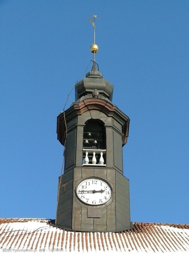 关键词:教堂建筑 教堂 建筑 楼房 房顶 屋顶 钟楼 钟表 建筑摄影 建筑