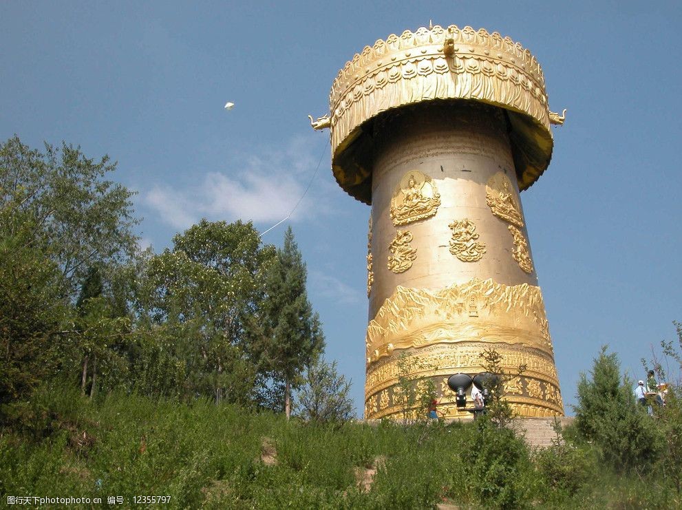 香格里拉胜利幢图片