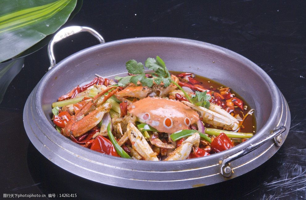 干锅香辣蟹图片