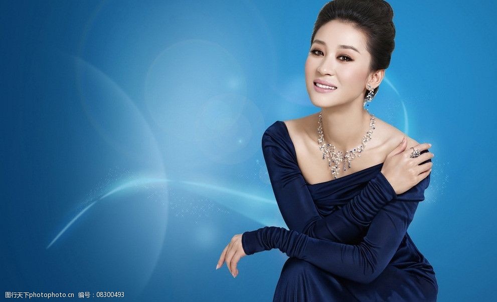 珠宝女人图片