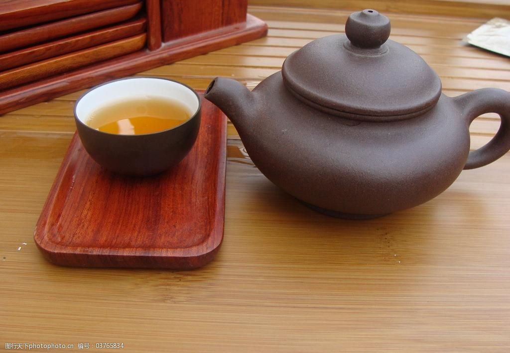 茶壶茶杯图片