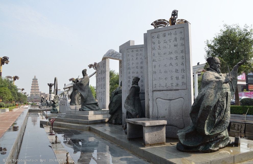 关键词:大雁塔唐代书法家群雕 大雁塔 书法 雕塑 建筑园林 摄影 300